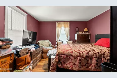 221 Corinth St, North Adams, MA 01247 - Photo 21