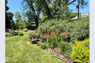 81 Northumberland Rd, Pittsfield, MA 01201 - Photo 7