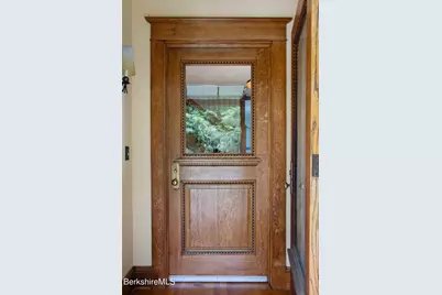 81 Northumberland Rd, Pittsfield, MA 01201 - Photo 17