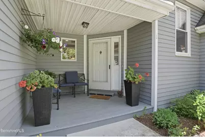 24 Walden Ln, Pittsfield, MA 01201 - Photo 3