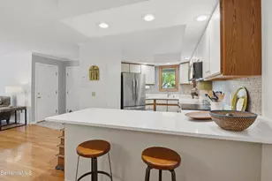 24 Walden Ln, Pittsfield, MA 01201 - Photo 11