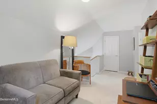 24 Walden Ln, Pittsfield, MA 01201 - Photo 17