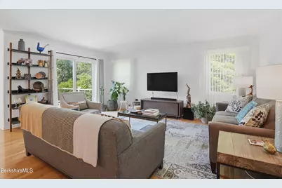 24 Walden Ln, Pittsfield, MA 01201 - Photo 5
