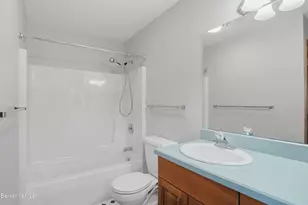 36 Meadow Ridge Dr, Pittsfield, MA 01201 - Photo 37