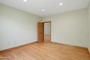 36 Meadow Ridge Dr, Pittsfield, MA 01201 - Photo 25