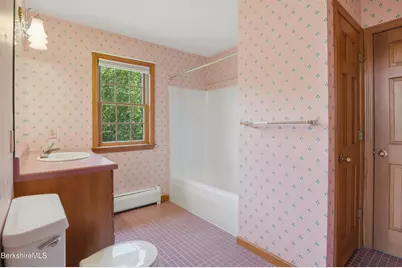 36 Meadow Ridge Dr, Pittsfield, MA 01201 - Photo 41