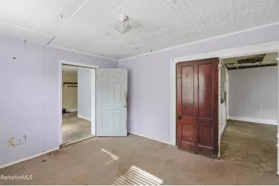 110 Elizabeth St, Pittsfield, MA 01201 - Photo 23