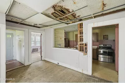 110 Elizabeth St, Pittsfield, MA 01201 - Photo 17