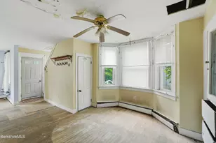 110 Elizabeth St, Pittsfield, MA 01201 - Photo 27