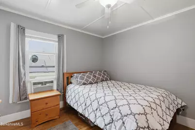 33 Orchard St, Adams, MA 01220 - Photo 21