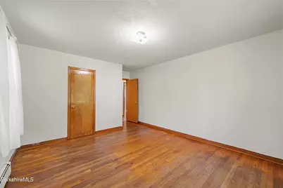 43 State St, Pittsfield, MA 01201 - Photo 19