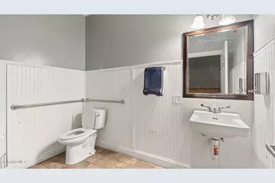 391 North St, Pittsfield, MA 01201 - Photo 15