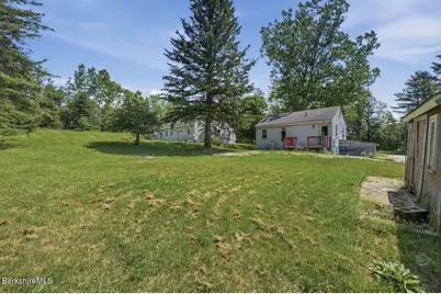 53 Off South St, Hinsdale, MA 01235 - Photo 3