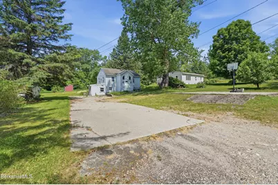 53 Off South St, Hinsdale, MA 01235 - Photo 29