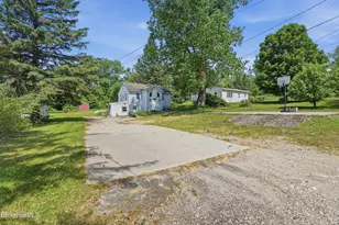 53 Off South St, Hinsdale, MA 01235 - Photo 29