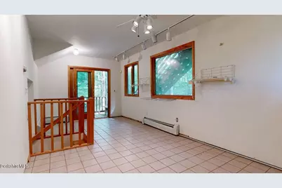 38 Hubbard St, Lenox, MA 01240 - Photo 11