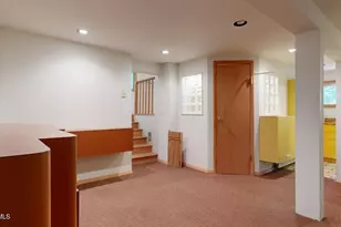 38 Hubbard St, Lenox, MA 01240 - Photo 19
