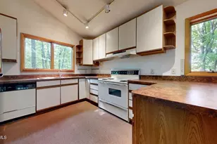 38 Hubbard St, Lenox, MA 01240 - Photo 5