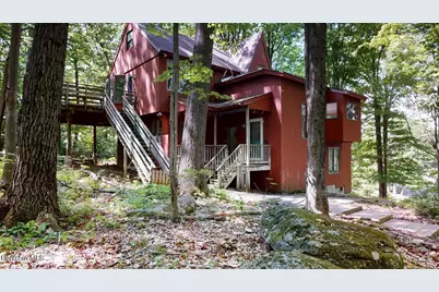 38 Hubbard St, Lenox, MA 01240 - Photo 23
