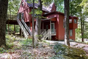 38 Hubbard St, Lenox, MA 01240 - Photo 23