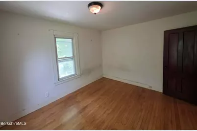 36 Chase Ave, North Adams, MA 01247 - Photo 21