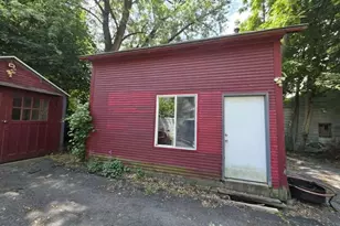 36 Chase Ave, North Adams, MA 01247 - Photo 5