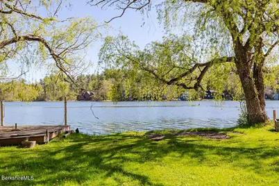 8 Heberts Cove, Monterey, MA 01245 - Photo 3