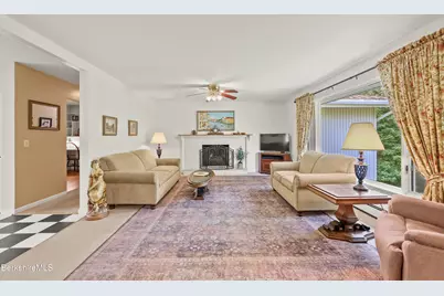 16 Trova Ter, Pittsfield, MA 01201 - Photo 9