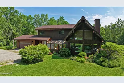 707 Benton Hill Rd, Becket, MA 01223 - Photo 1