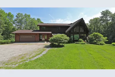 707 Benton Hill Rd, Becket, MA 01223 - Photo 53
