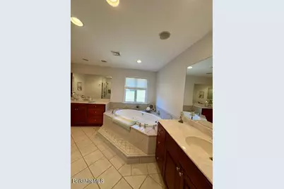 52 Cecelia Ter, Pittsfield, MA 01201 - Photo 35