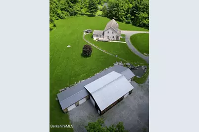 52 Cecelia Ter, Pittsfield, MA 01201 - Photo 5