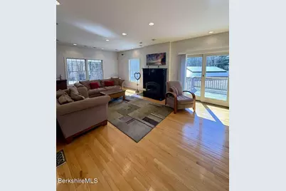52 Cecelia Ter, Pittsfield, MA 01201 - Photo 19