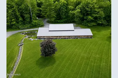 52 Cecelia Ter, Pittsfield, MA 01201 - Photo 3