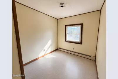 1155 Main Rd, Savoy, MA 01256 - Photo 9