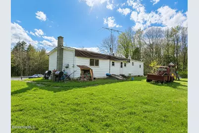 1155 Main Rd, Savoy, MA 01256 - Photo 11
