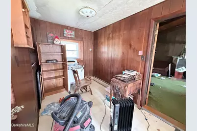 1155 Main Rd, Savoy, MA 01256 - Photo 15
