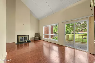 46 Lower Windflower Way, Williamstown, MA 01267 - Photo 3
