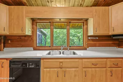 240 Kirchner Rd, Dalton, MA 01226 - Photo 23
