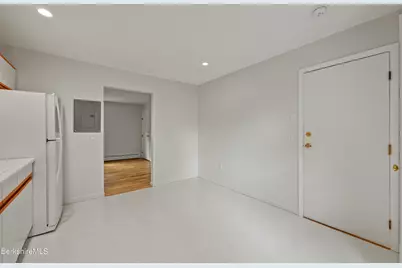 5 Morgan Manor #Unit 8, Lenox, MA 01240 - Photo 9