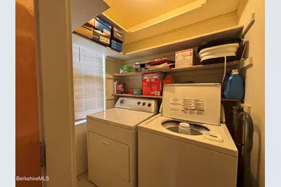 319 Fenn St, Pittsfield, MA 01201 - Photo 13