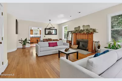 224 Boardman St, Sheffield, MA 01257 - Photo 9