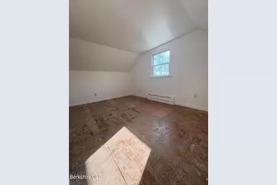 11 Opeechee St, Lanesborough, MA 01237 - Photo 19