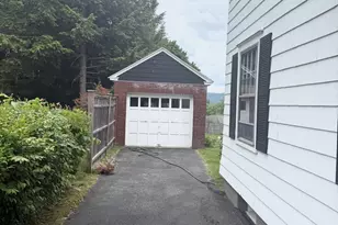 144 Elberon Ave, Pittsfield, MA 01201 - Photo 3