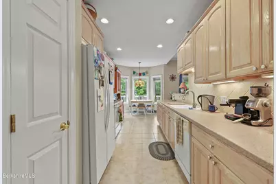 275 Pine Cone Ln, Hinsdale, MA 01235 - Photo 13