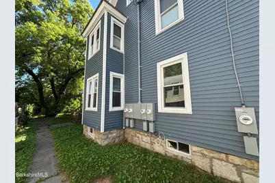 51 Orchard St, Pittsfield, MA 01201 - Photo 3