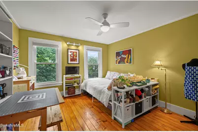 35 Summer St, Adams, MA 01220 - Photo 23