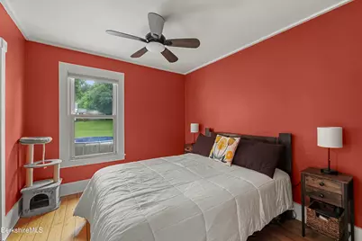 35 Summer St, Adams, MA 01220 - Photo 19