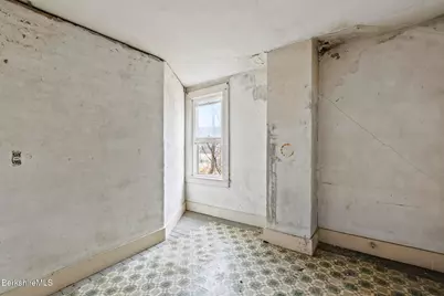 [Address not provided], Lenox, MA 01240 - Photo 15
