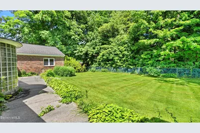 1 Mountain Dr, Pittsfield, MA 01201 - Photo 7